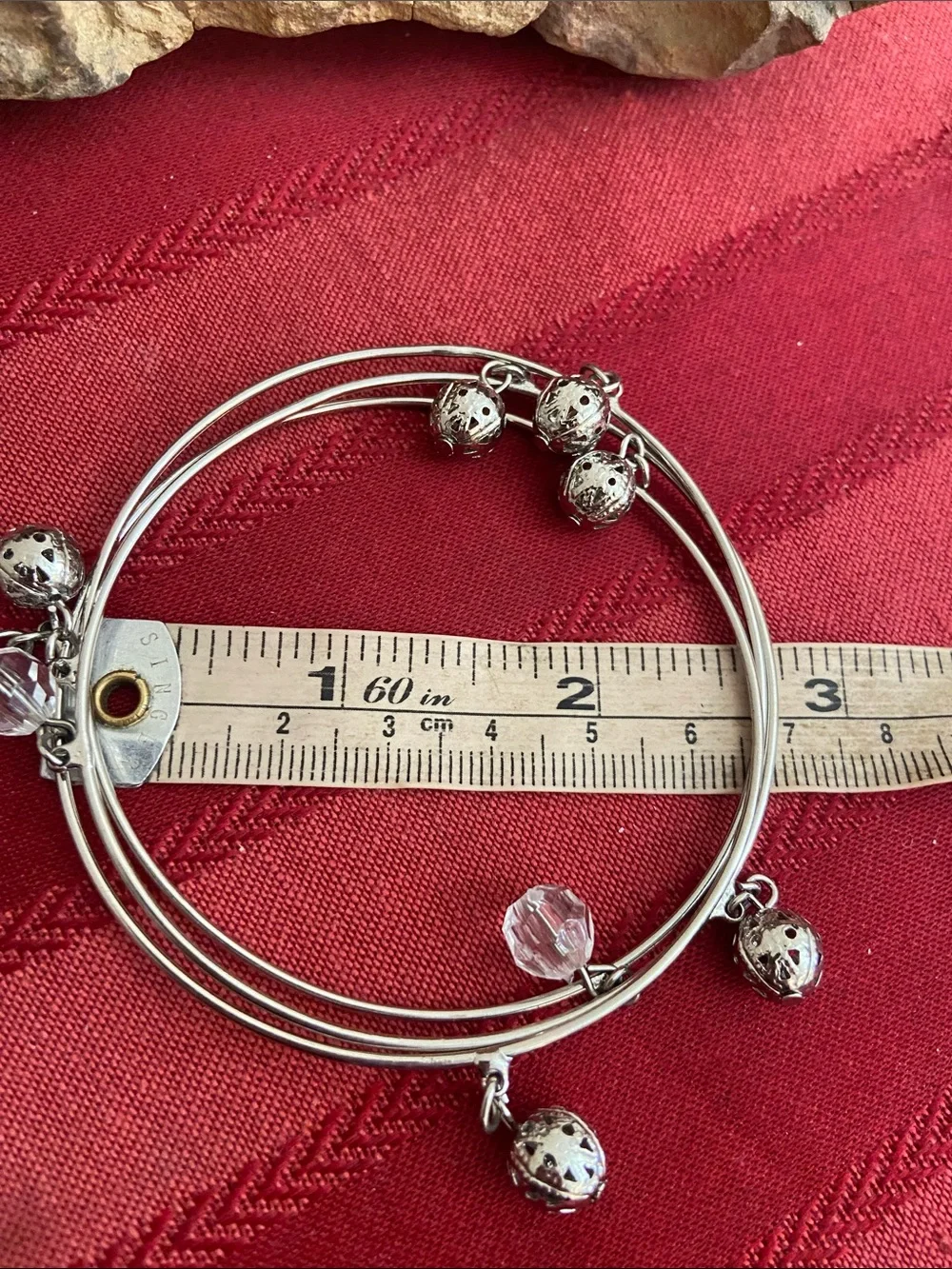 5/$10❤️❤️❤️Vintage 90s Triple Connected Silver-Tone & Charm Bangle Bracelet